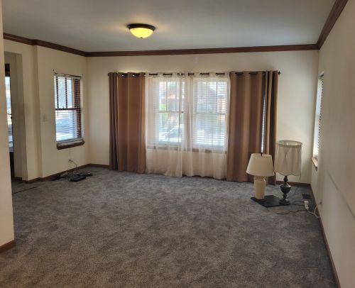 6112 Tripp Ave, Chicago, IL 60646-5232