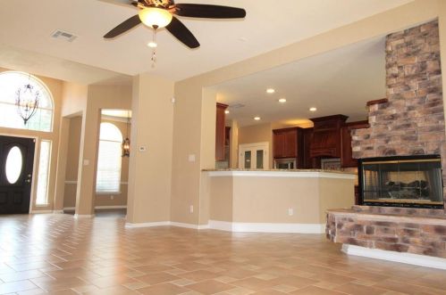 14 Clearbend Pl, Conroe TX  77384-5002 exterior