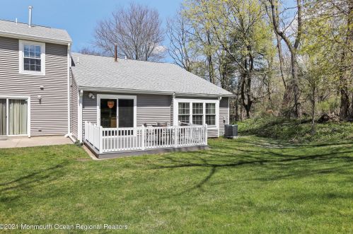 64 Redwood Dr, Tinton Falls NJ  07712-8702 exterior