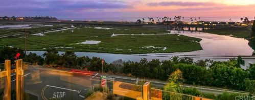 2561 Manchester Ave, Cardiff By The Sea, CA 92007-2135