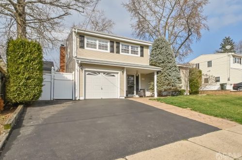 36 Adams St, Old Bridge, NJ 08857-2112
