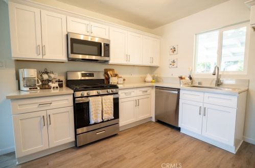 3635 Wallace St, Riverside CA  92509-4639 exterior