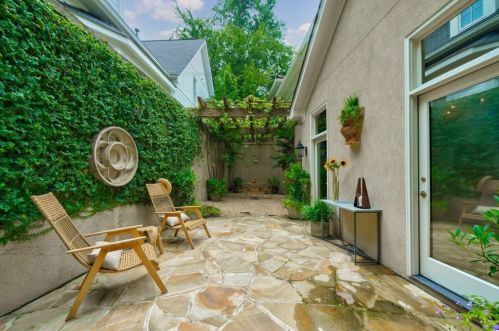 388 Beverly Rd, Atlanta GA  30309-2780 exterior