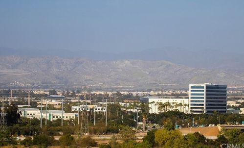 32 Trinity, Irvine CA  92612-3271 exterior