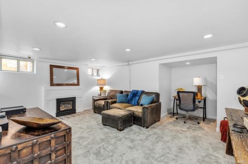 710 Bellaire St, Denver CO  80220-4937 exterior