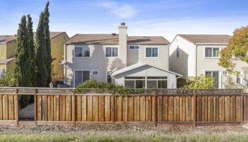 218 Summerwind Dr, Milpitas CA 95035-2416 exterior