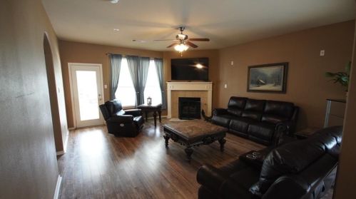 5813 Fathom Dr, Fort Worth TX  76135-7014 exterior