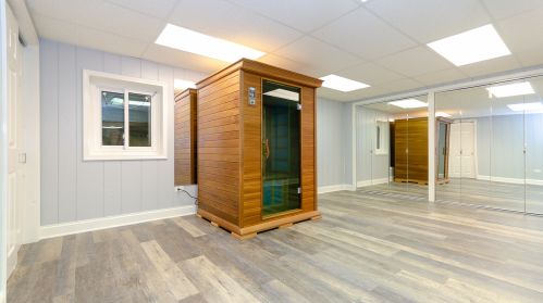 480 81 St, Willowbrook IL  60527-5985 exterior