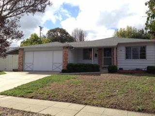 1161 Hunterston Pl, Cupertino, CA 95014-5068