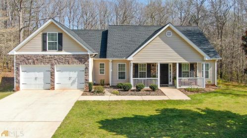 220 Lamar Ln, Porterdale, GA 30016-6699