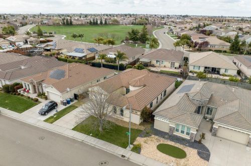 1495 Vasco St, Manteca, CA 95337-8781