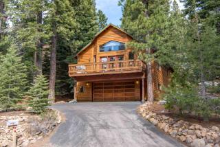 11991 Pine Forest Rd, Truckee CA  96161-2755 exterior