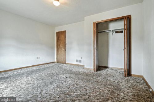 764 Walnut St, Hanover PA 17331-2051 exterior