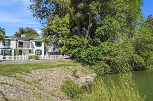 1402 D St, Arboga CA  95901-4226 exterior