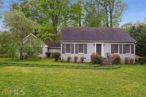 1681 Huntington Dr, Marietta, GA 30066-5909