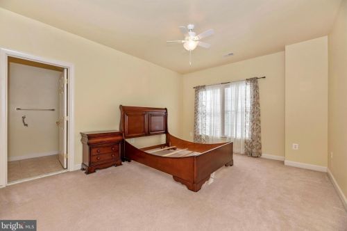 7 Farmstead Pl, Middletown MD  21769-7742 exterior