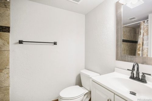 5915 Nepal St, Denver CO  80015-3350 exterior