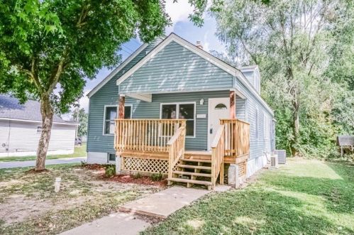 312 3rd St, Auburn, MO 63343-1321