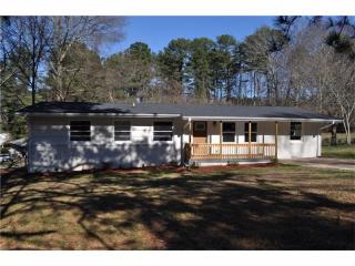 2346 Collier Dr, Decatur, GA 30032-5410