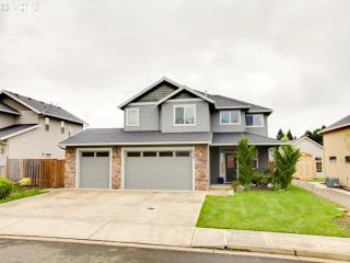 135 Redwood St, Yamhill OR  97148-8048 exterior