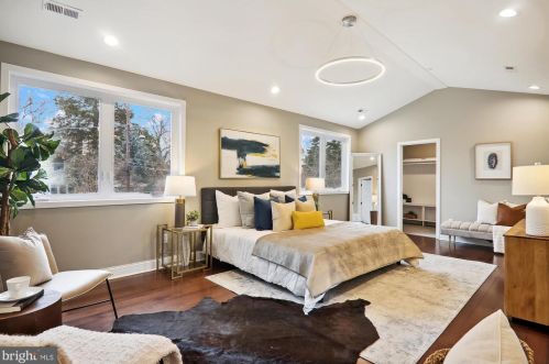 900 Prospect St, Silver Spring MD  20912-6875 exterior