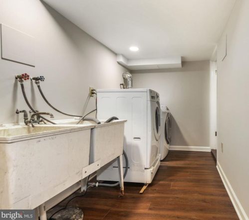 7318 Baltimore Ave, Silver Spring MD 20912-4101 exterior