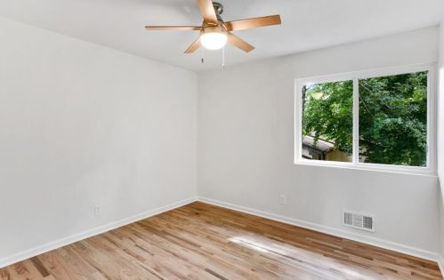 2501 Bradford Sq, Atlanta GA  30345-1338 exterior