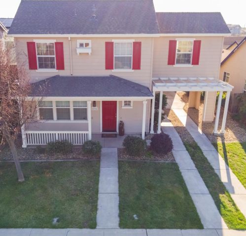 1311 Gianna Ln, Manteca, CA 95336-6454