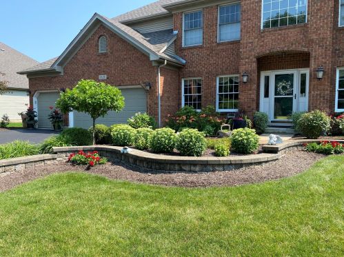 3828 Sunburst Ln, Naperville, IL 60564-8250