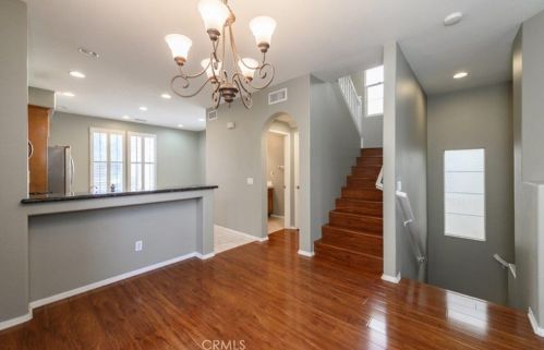 15 Tall Oak, Irvine CA  92603-4213 exterior