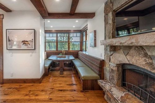 8207 Fallen Leaf Way, Truckee CA  96161-4273 exterior