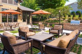 350 Peachtree Hills Ave, Atlanta GA  30305-4532 exterior