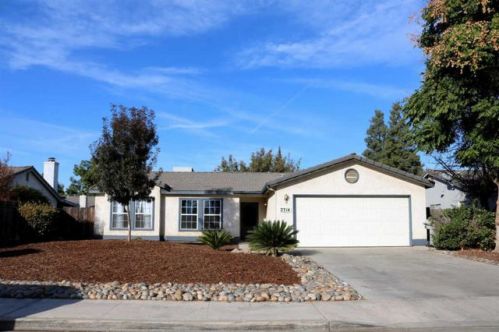 2314 Harold Ct, Visalia, CA 93291-3100