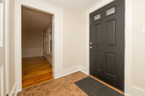 54 Newton Rd, Plaistow, NH 03865-2408