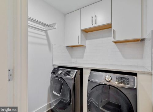 1220 Kater St, Philadelphia PA 19147-2011 exterior