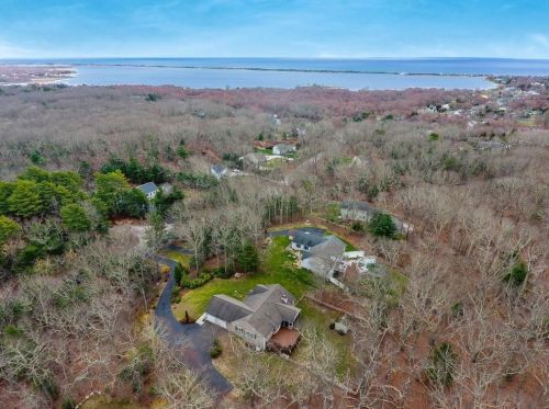 44 Klondike Rd, Charlestown, RI 02813-2610