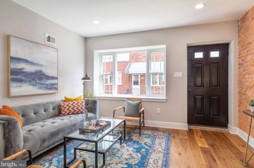 1219 Mercy St, Philadelphia, PA 19148-5510