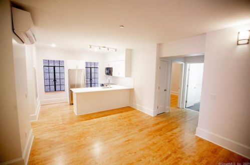 68 Main St, Norwalk CT  06854-4726 exterior