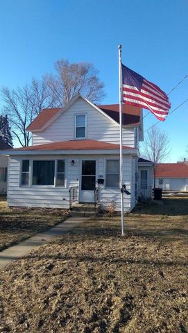 115 1st St, Melrose, MN 56352-1151