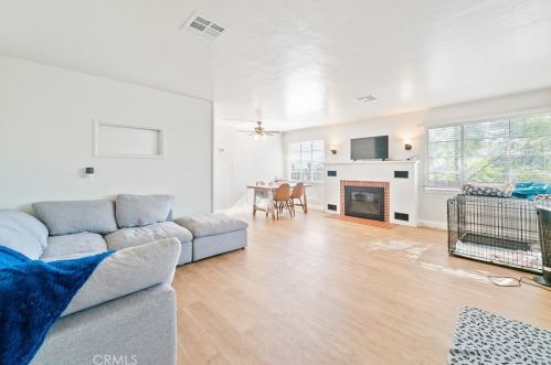 5965 Mountain View Ave, Riverside CA  92504-1572 exterior