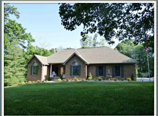 1208 Stonewall Jackson Dr, Dandridge, TN 37725-4314