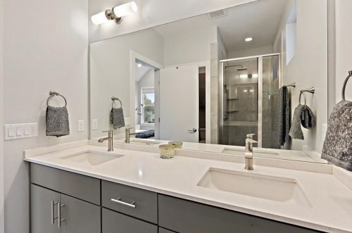 3213 Aldwyche Dr, Austin TX  78704 exterior