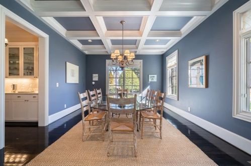 3066 Arden Rd, Atlanta GA  30305-1914 exterior