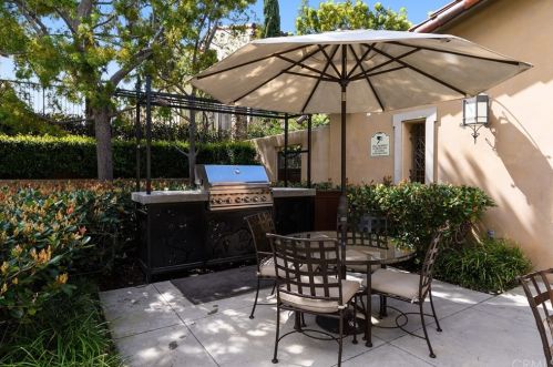 49 Bower Tree, Irvine CA  92603-0106 exterior