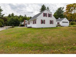 5 Roberts Rd, Dover, NH 03820-4655