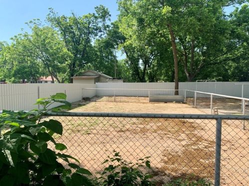 411 Pine St, Nocona TX 76255-1412 exterior