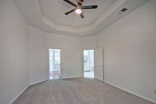 2502 Crosslands Dr, Garland TX  75040-3839 exterior