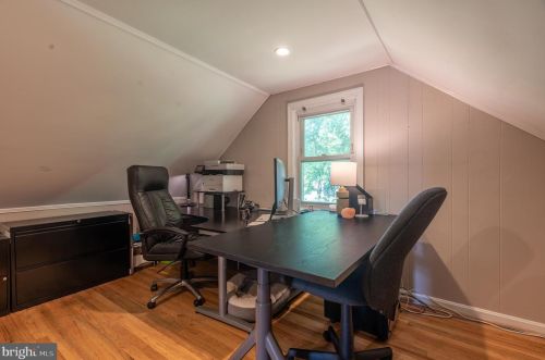 9907 Markham St, Silver Spring MD 20901-2233 exterior