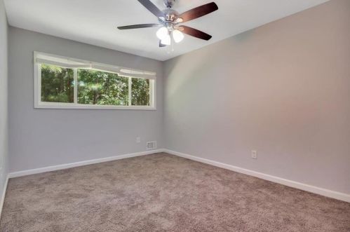 1320 Heatherland Dr, Atlanta GA  30331-7406 exterior