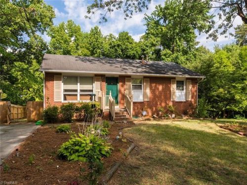 3203 Bernard St, Greensboro, NC 27405-3723